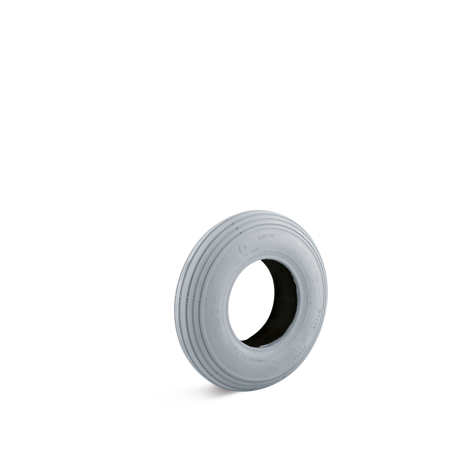 Grijze nylon wiel met een holle binnenkant en geribbeld profiel. Het is rechtopstaand gepositioneerd tegen een heldere achtergrond, wat de details van het materiaal en het ontwerp benadrukt.