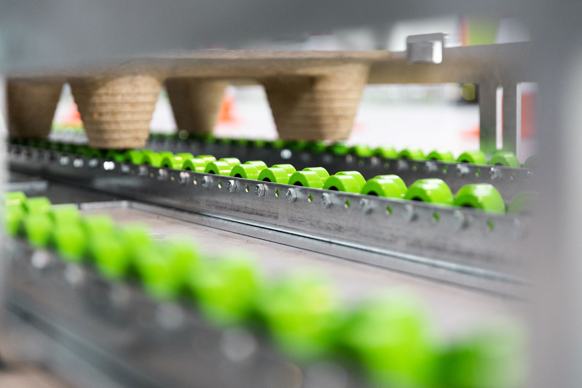 Von A nach B mit System: Praxisbeispiele für smarte Materialbewegung