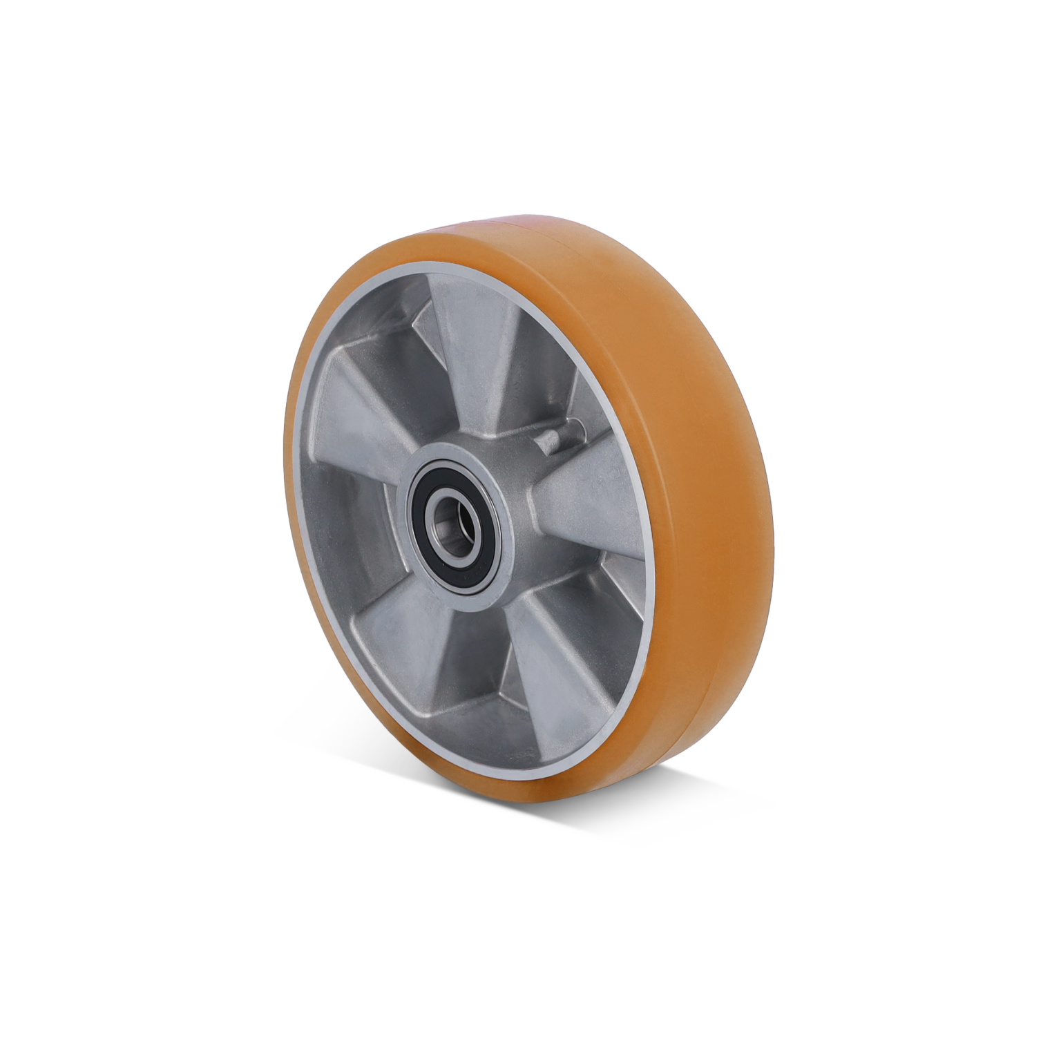Rond wiel met een aluminium centrale schijf en een oranje kunststof band eromheen. Het wiel is ontworpen voor een robuuste toepassing in intralogistiek en materiaal handling.
