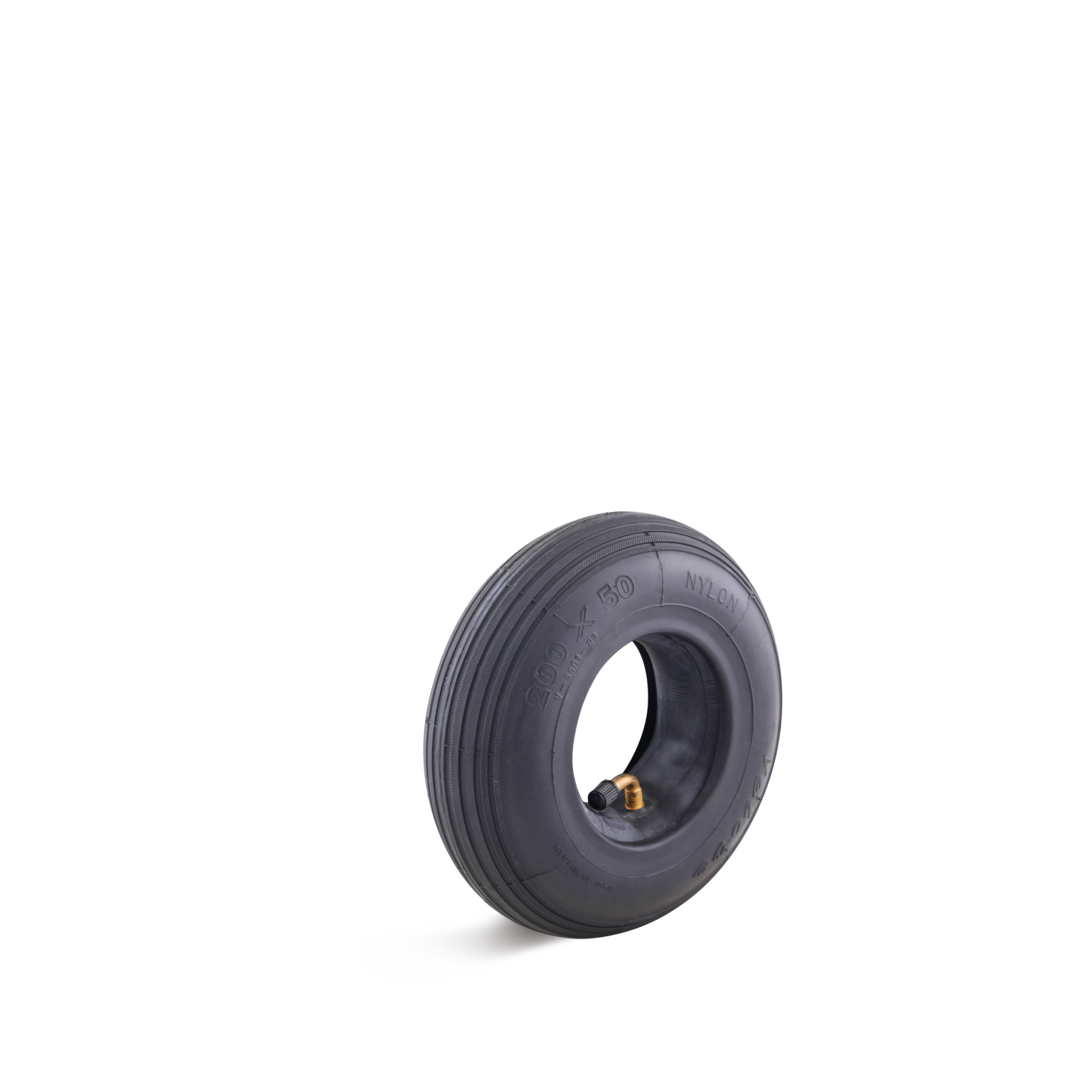 Zwarte industriële band met een afmeting van 200x50, met een ventiel zichtbaar aan de zijkant. De band is rechtop geplaatst op een witte achtergrond, met een schaduw aan de onderkant.